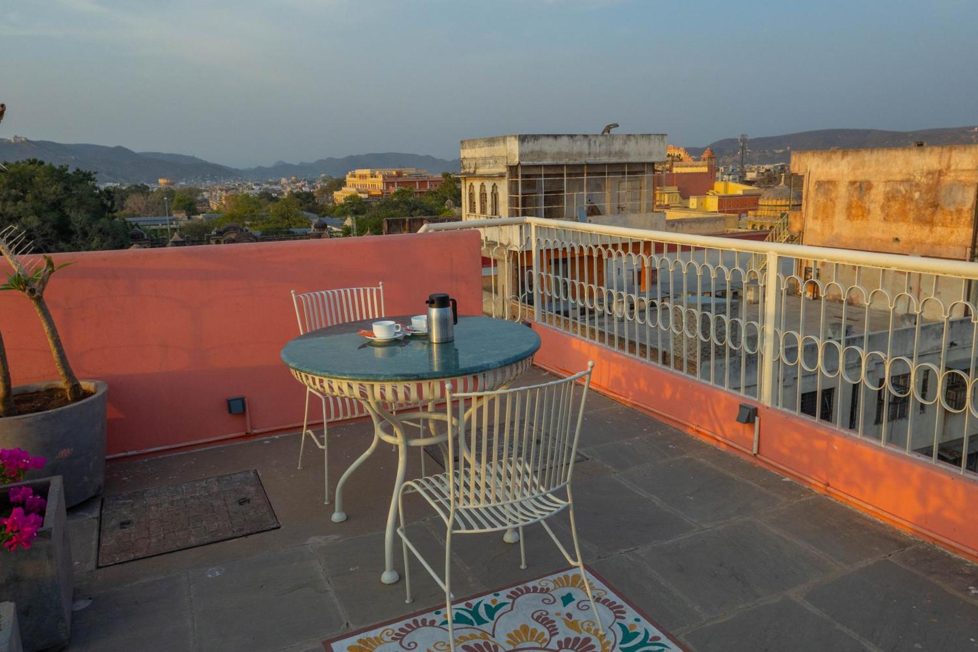 Sheel Mahal- Near Hawa Mahal Hotel Dzsaipur Kültér fotó